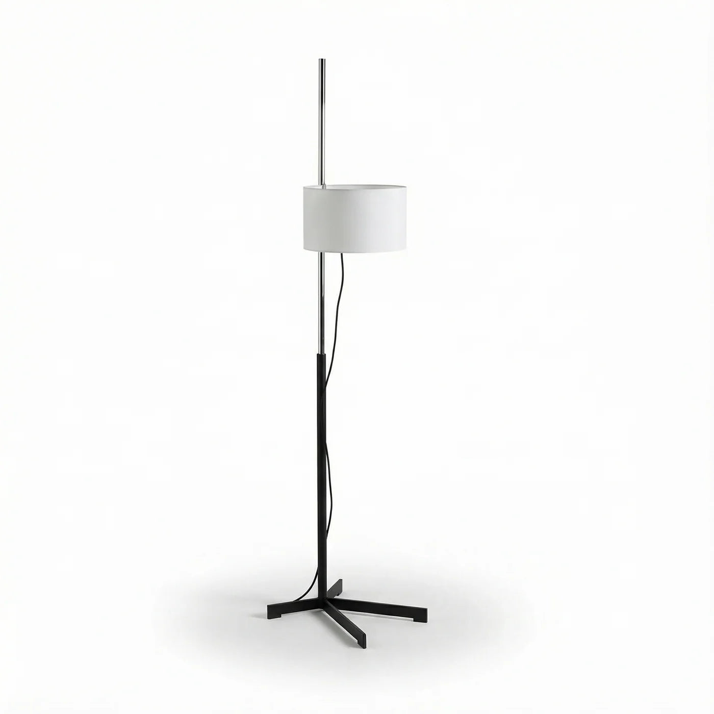 Spanish design floor lamp in metal and fabric – Zelari