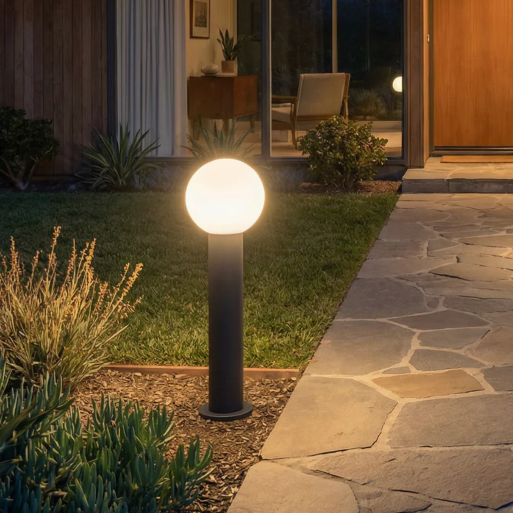 Spherical LED garden lamp in black metal – Orbiron