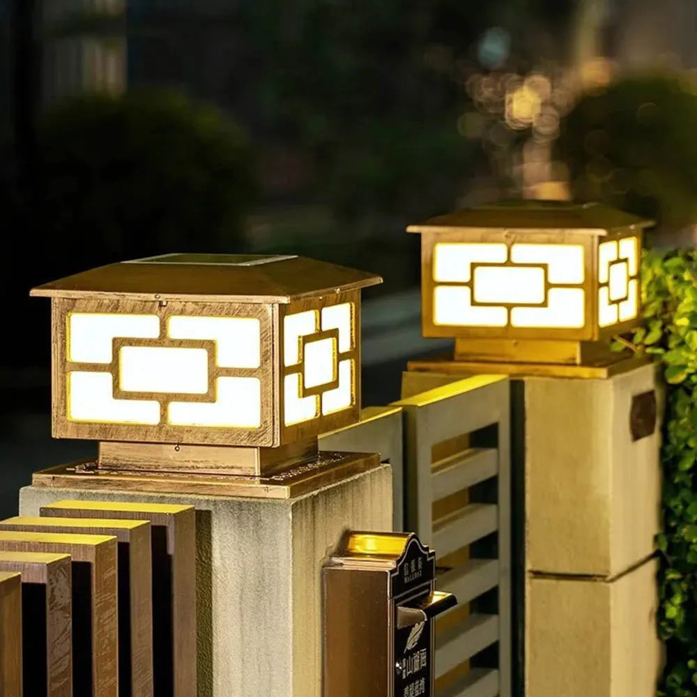 Modern Waterproof Outdoor Solar Table Lamp – Solaira